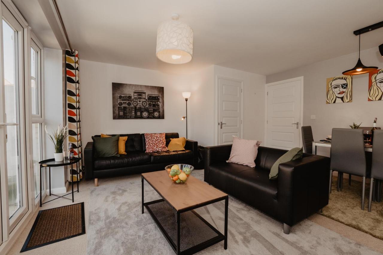 Coyle House, 3 Bed,Corby, Super Kings Or Twins, Driveway, Free Wi-Fi, Corporates Welcome Экстерьер фото